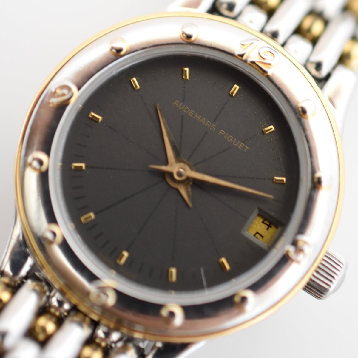 Montre AUDEMARS PIGUET "Meridian" en or jaune et acier - Castafiore