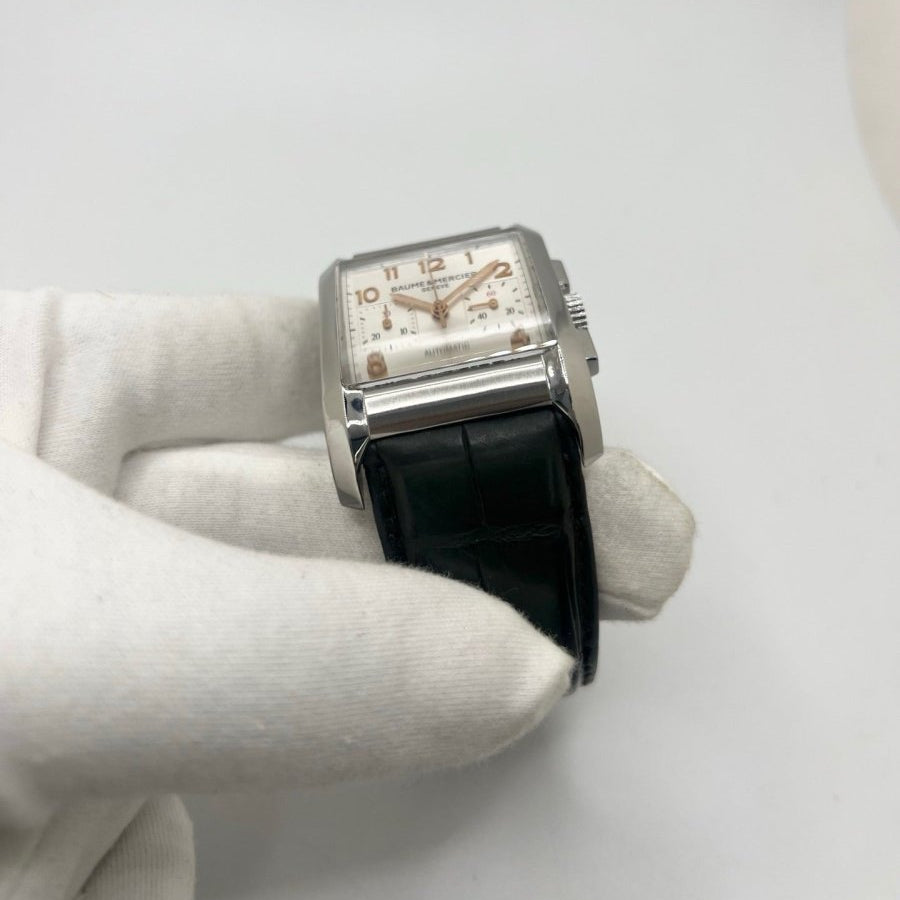 Montre BAUME & MERCIER "Hampton" en acier et cuir - Castafiore