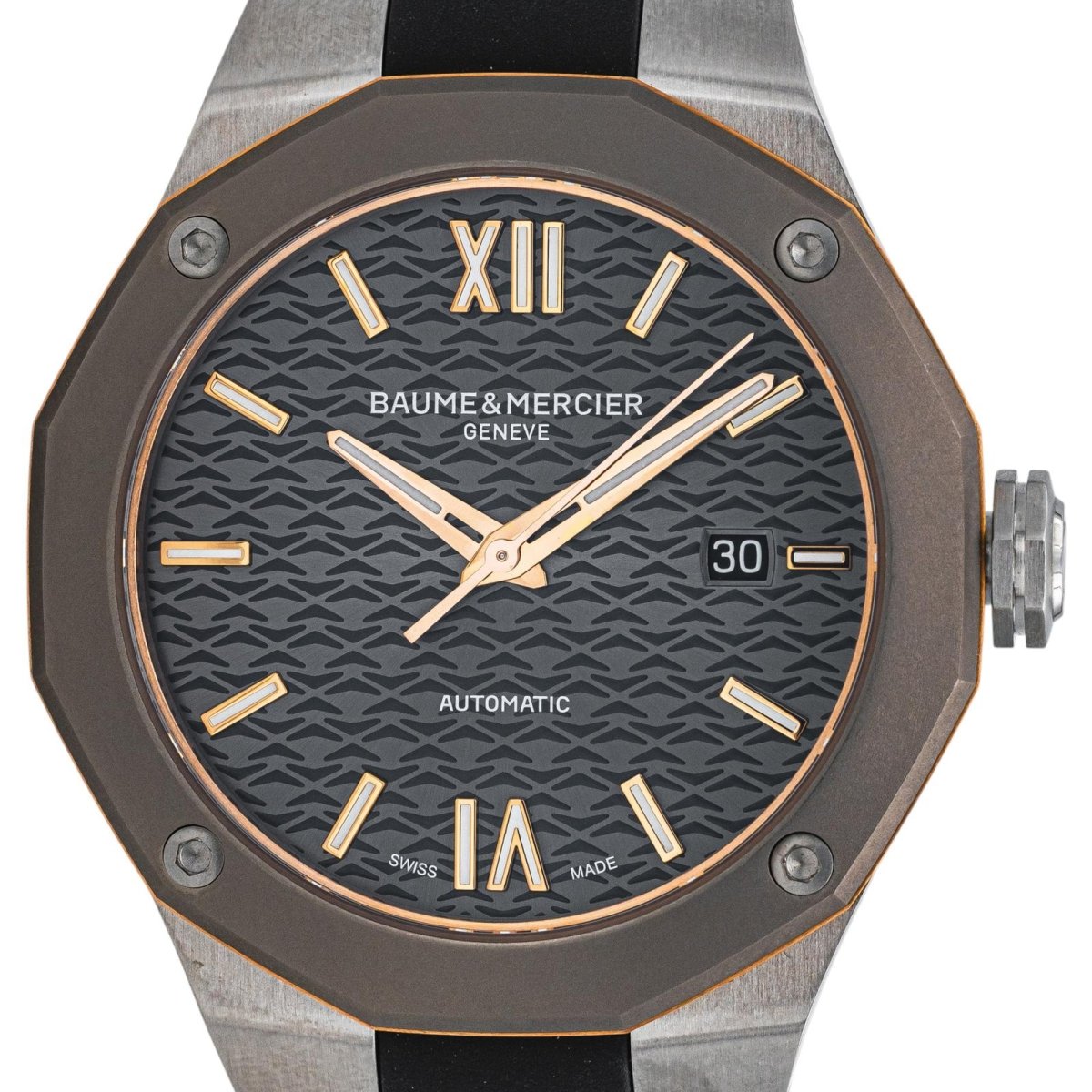 Montre BAUME & MERCIER "Riviera" en acier, titane et caoutchouc - Castafiore