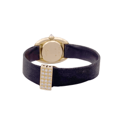 Montre CARTIER "Baignoire", or jaune, argent, cuir et diamants. - Castafiore