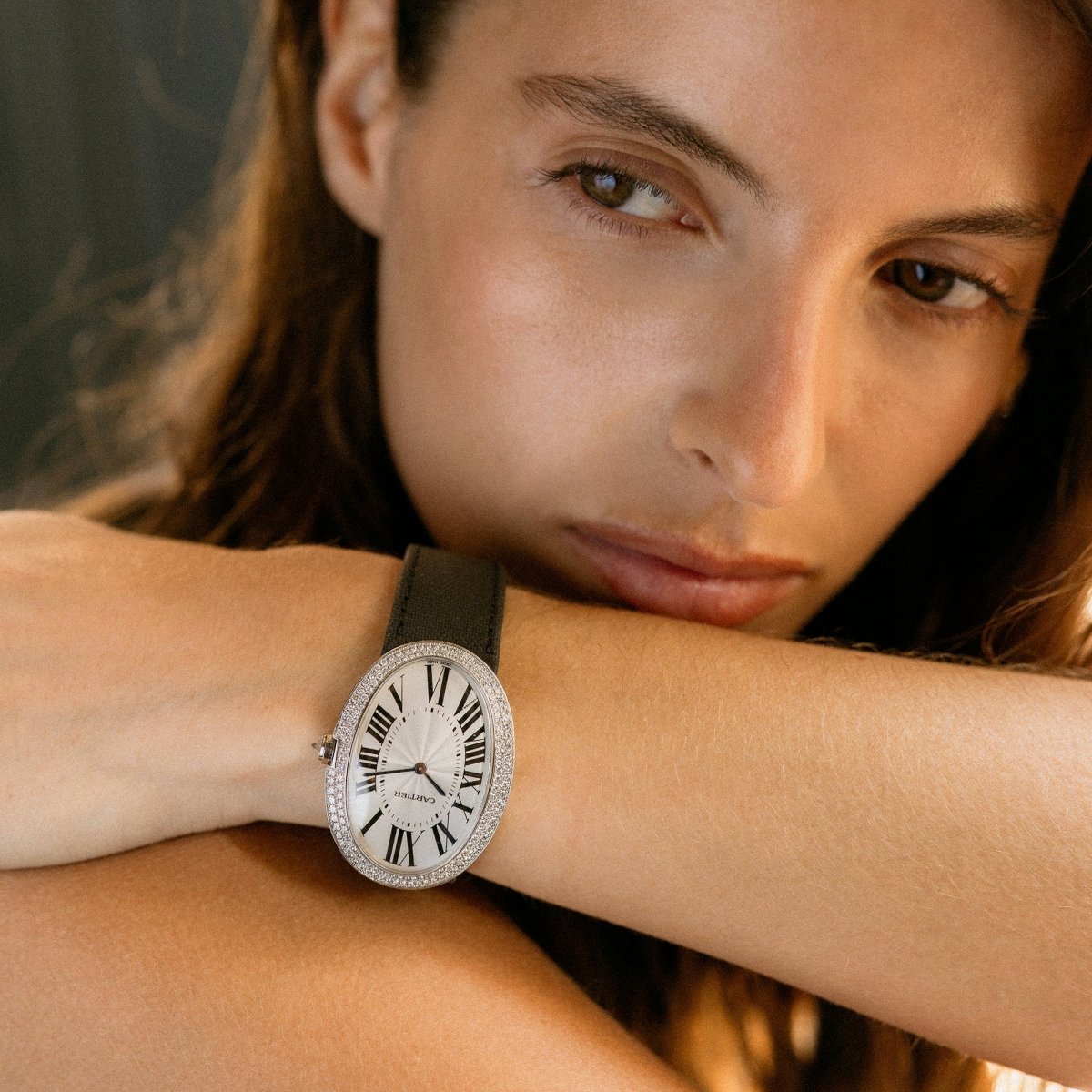 Montre CARTIER "Baignoire" XL en or blanc et diamants - Castafiore