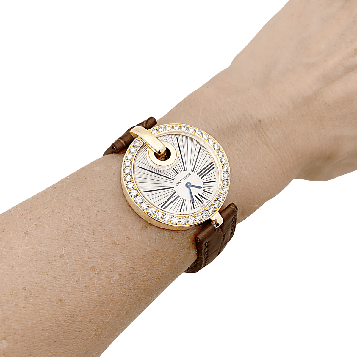 Montre CARTIER "Captive" en or jaune, acier, cuir et diamants - Castafiore
