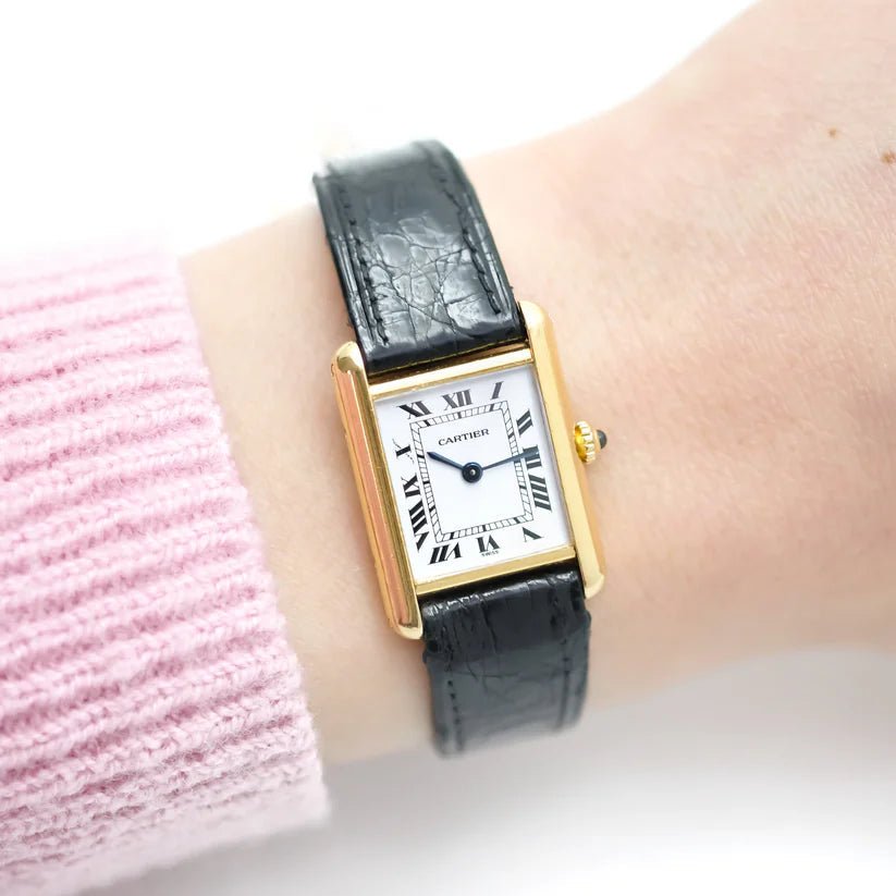 Watch CARTIER Tank Louis Médium in yellow gold