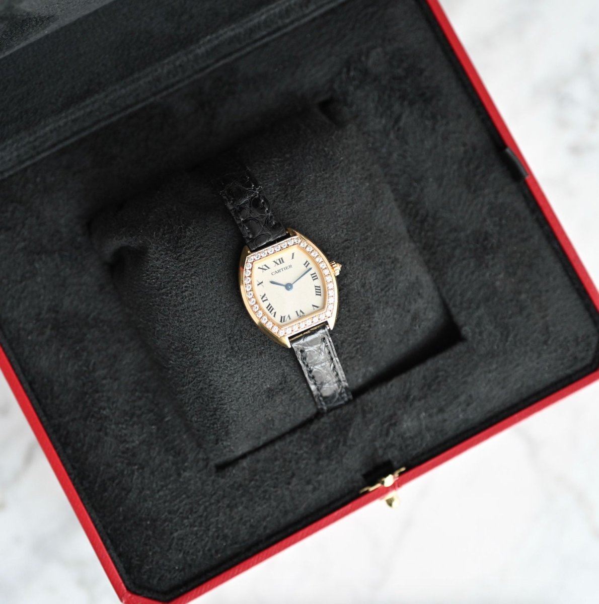 Montre CARTIER "Tortue" - Castafiore