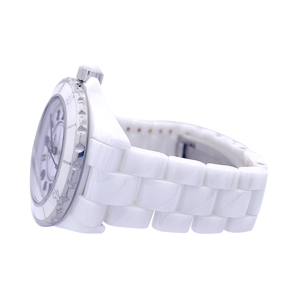 Montre Chanel, "J12" céramique et acier - Castafiore