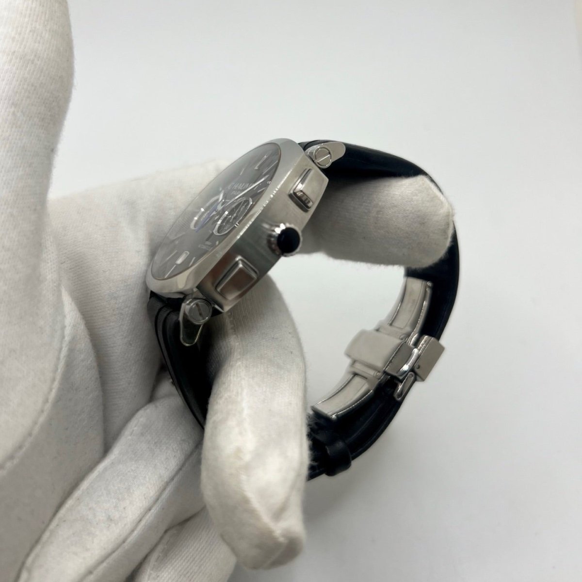 Montre CHAUMET "Dandy" en acier et cuir - Castafiore
