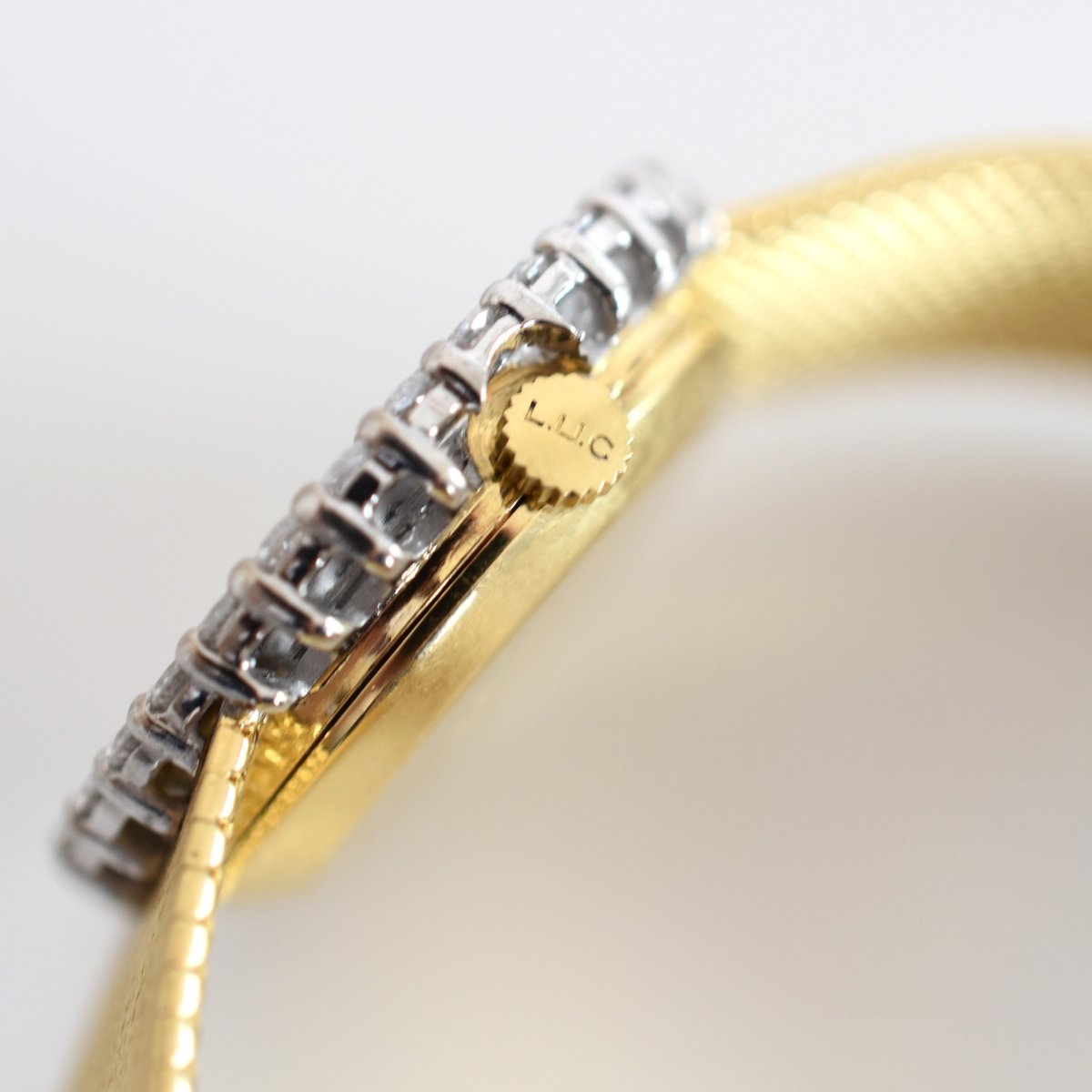 Montre CHOPARD en or jaune et diamants - Castafiore