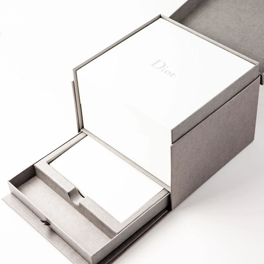 Montre de dame DIOR "La Baby D" en acier, nacre et diamants - Castafiore