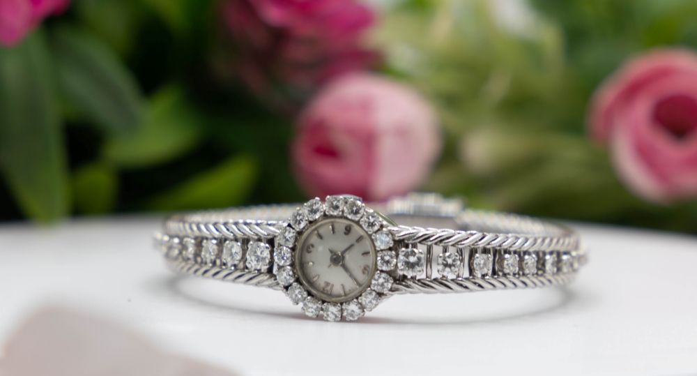 Montre Diamantée - Castafiore