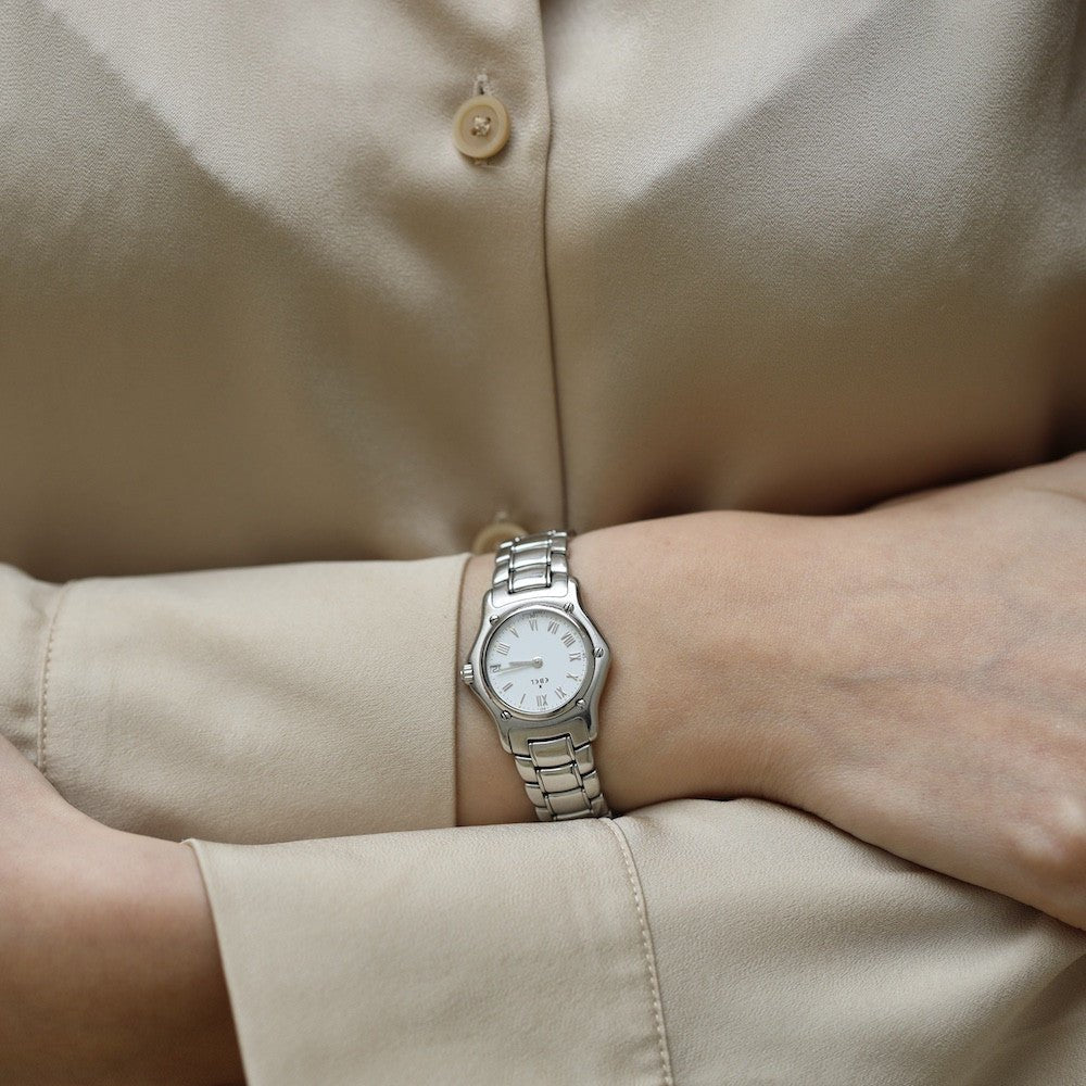 Montre EBEL "Sport Classique" en acier, saphir et quartz - Castafiore