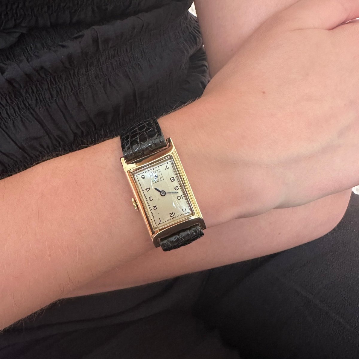 Montre en or jaune et cuir - Castafiore