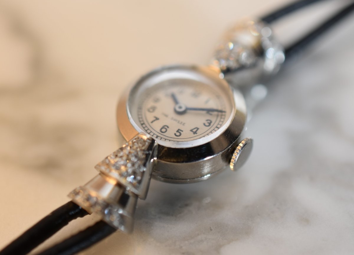 Montre en platine et diamants - Castafiore