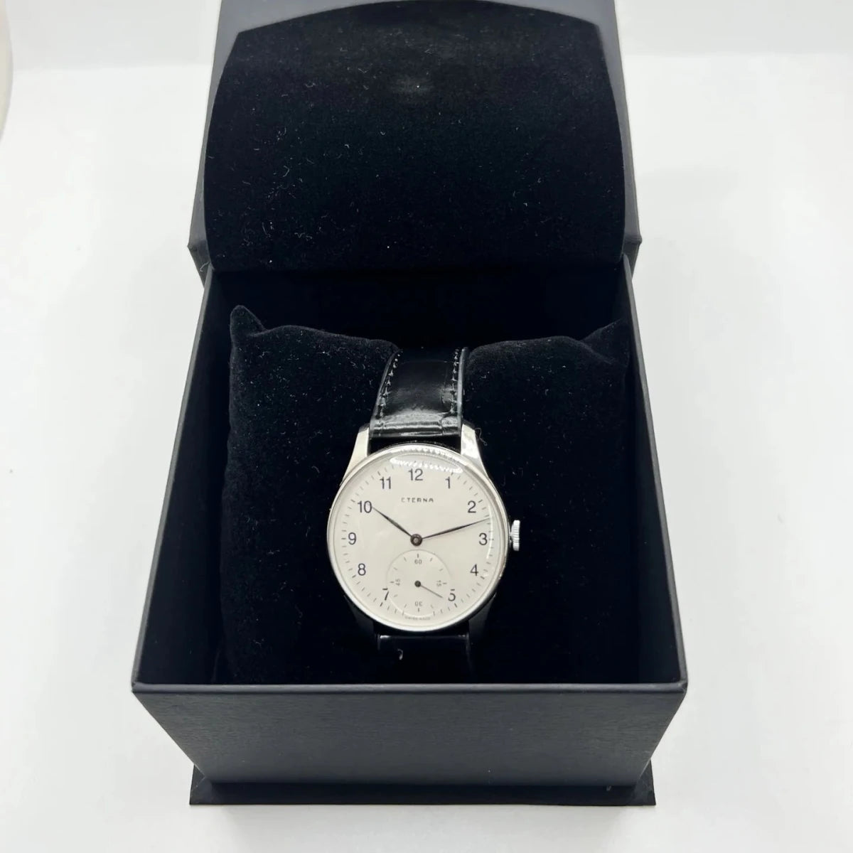 Montre ETERNA "Calatrava" en acier inoxydable et cuir - Castafiore