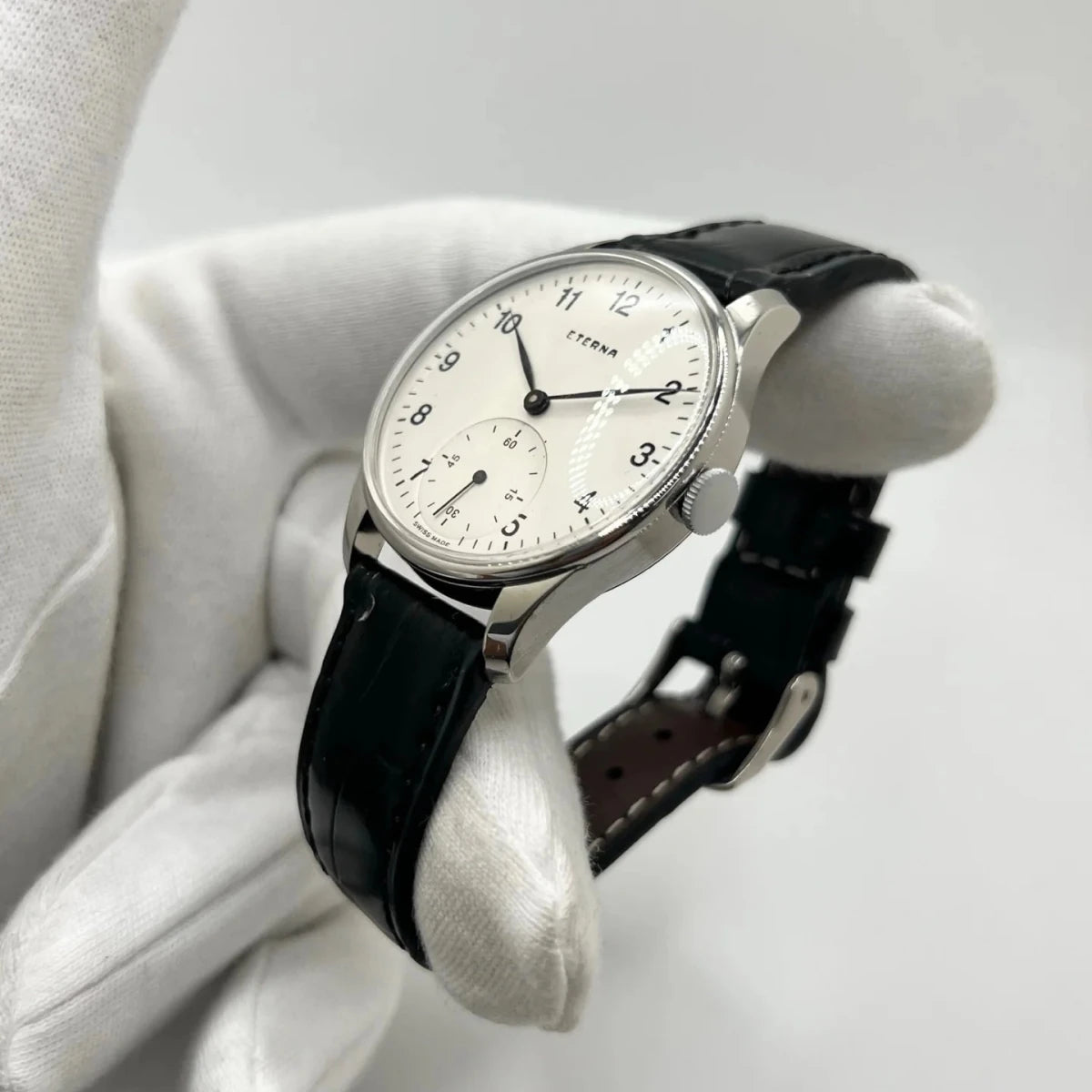 Montre ETERNA "Calatrava" en acier inoxydable et cuir - Castafiore