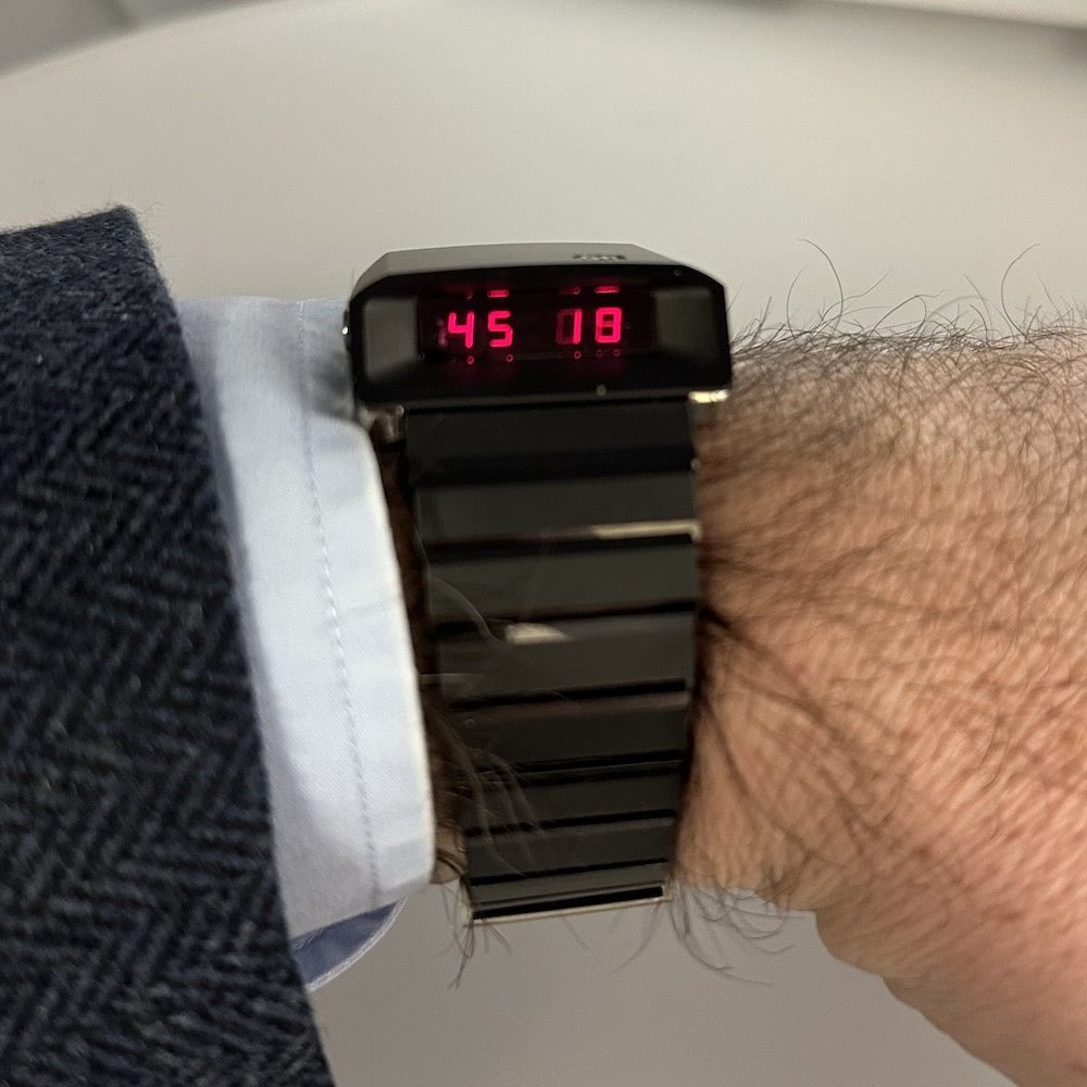 Montre Girard - Perregaux Casquette 2.0 en céramique et titane – Quartz – Full Set 2022 - Castafiore