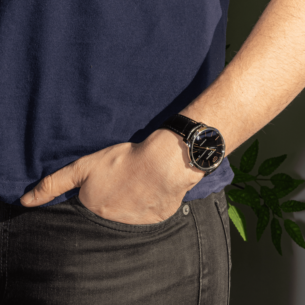 Montre GIRARD - PERREGAUX "Infinity" en acier, saphir et cuir - Castafiore