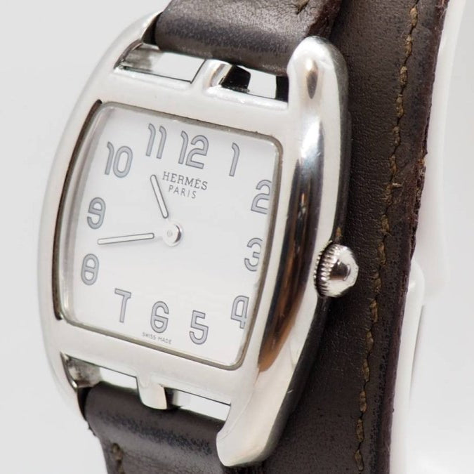 Montre Hermès CAPE COD tonneau en acier - Castafiore