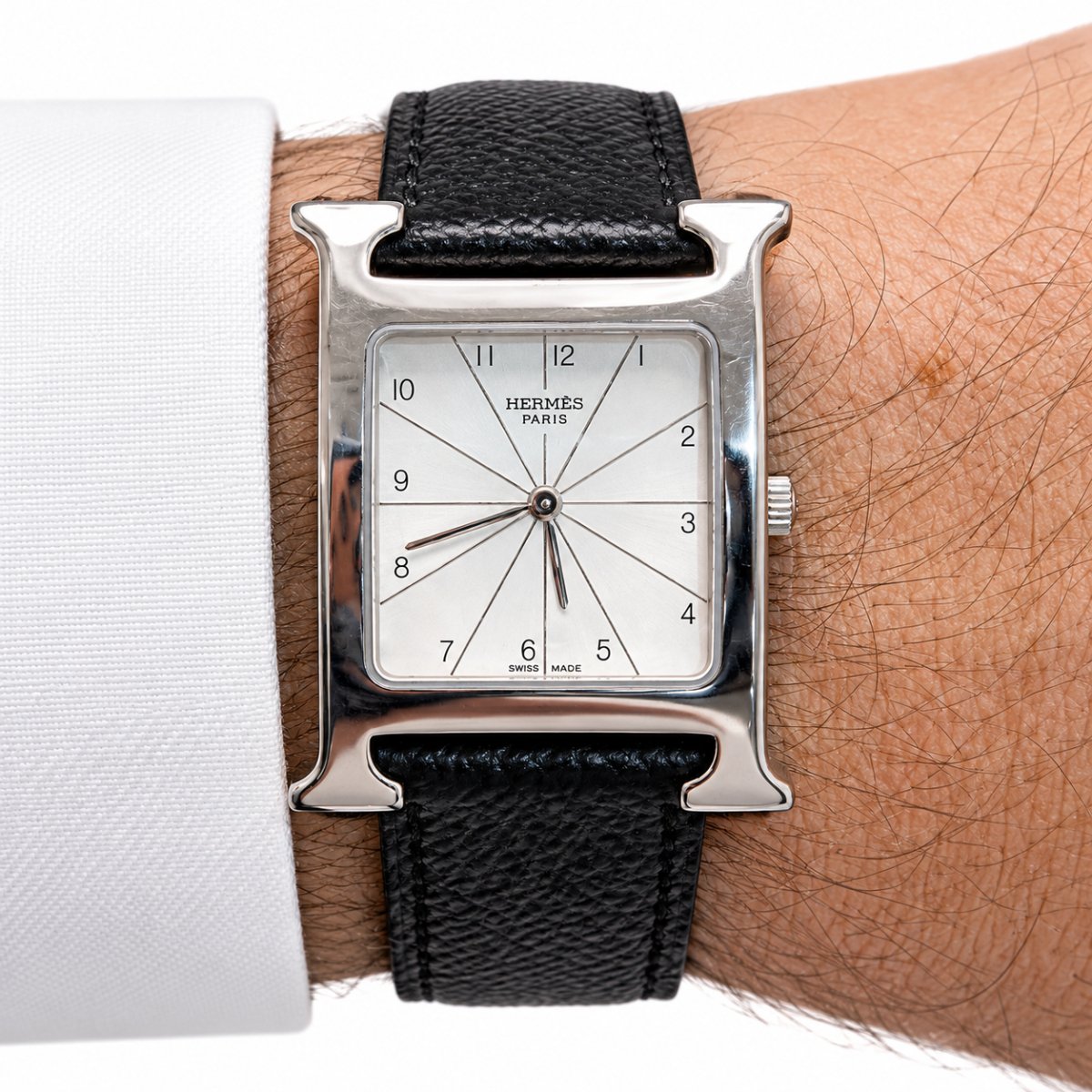 Montre HERMÈS "Collection H" en acier et cuir - Castafiore