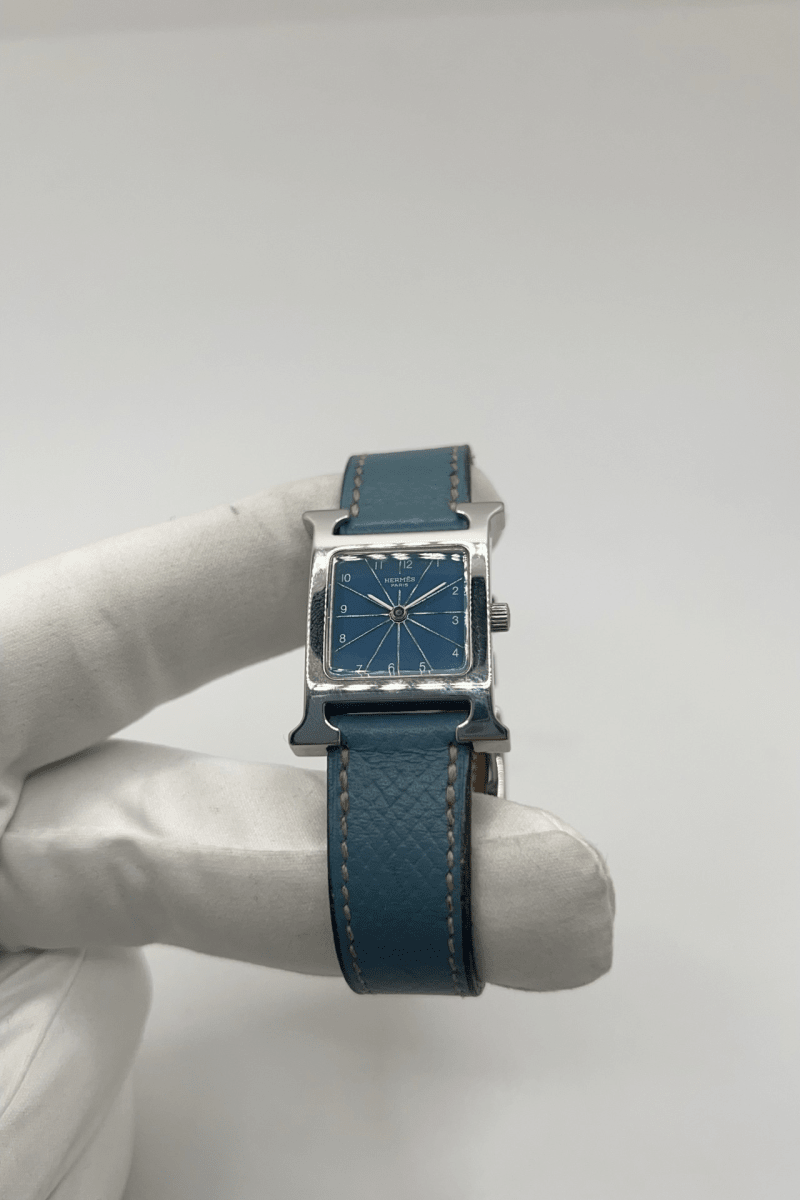 Montre HERMÈS "Heure H" en acier et cuir - Castafiore