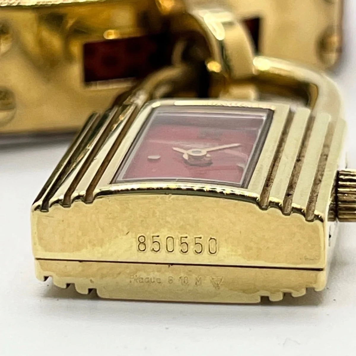 Montre HERMÈS "Kelly" plaqué or, acier et cuir - Castafiore