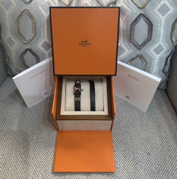 Montre Hermes "Medor" petit modèle Dame Acier. Quartz de 2022 . ref : ME2.110. Full set . - Castafiore