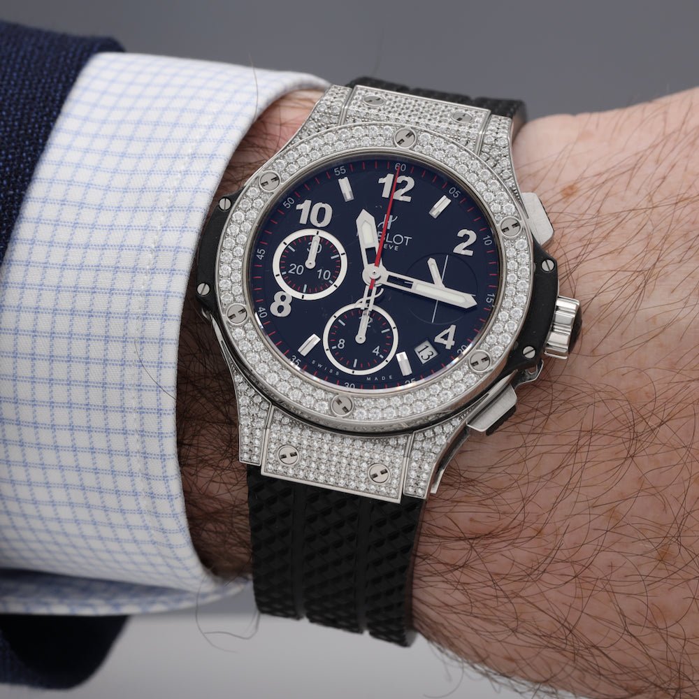 Montre HUBLOT Big Bang chronographe en titane et diamants - Castafiore