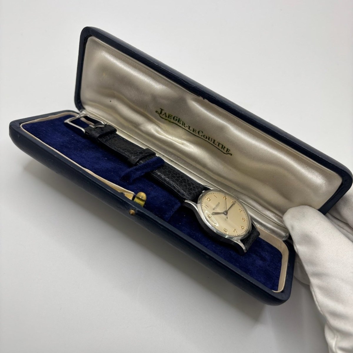 Montre JAEGER-LECOULTRE en acier et cuir - Castafiore