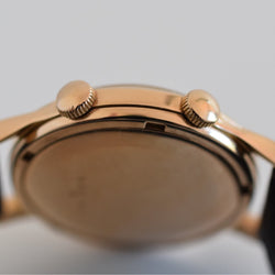 Montre JAEGER - LECOULTRE "Memovox" en or rose et cuir - Castafiore