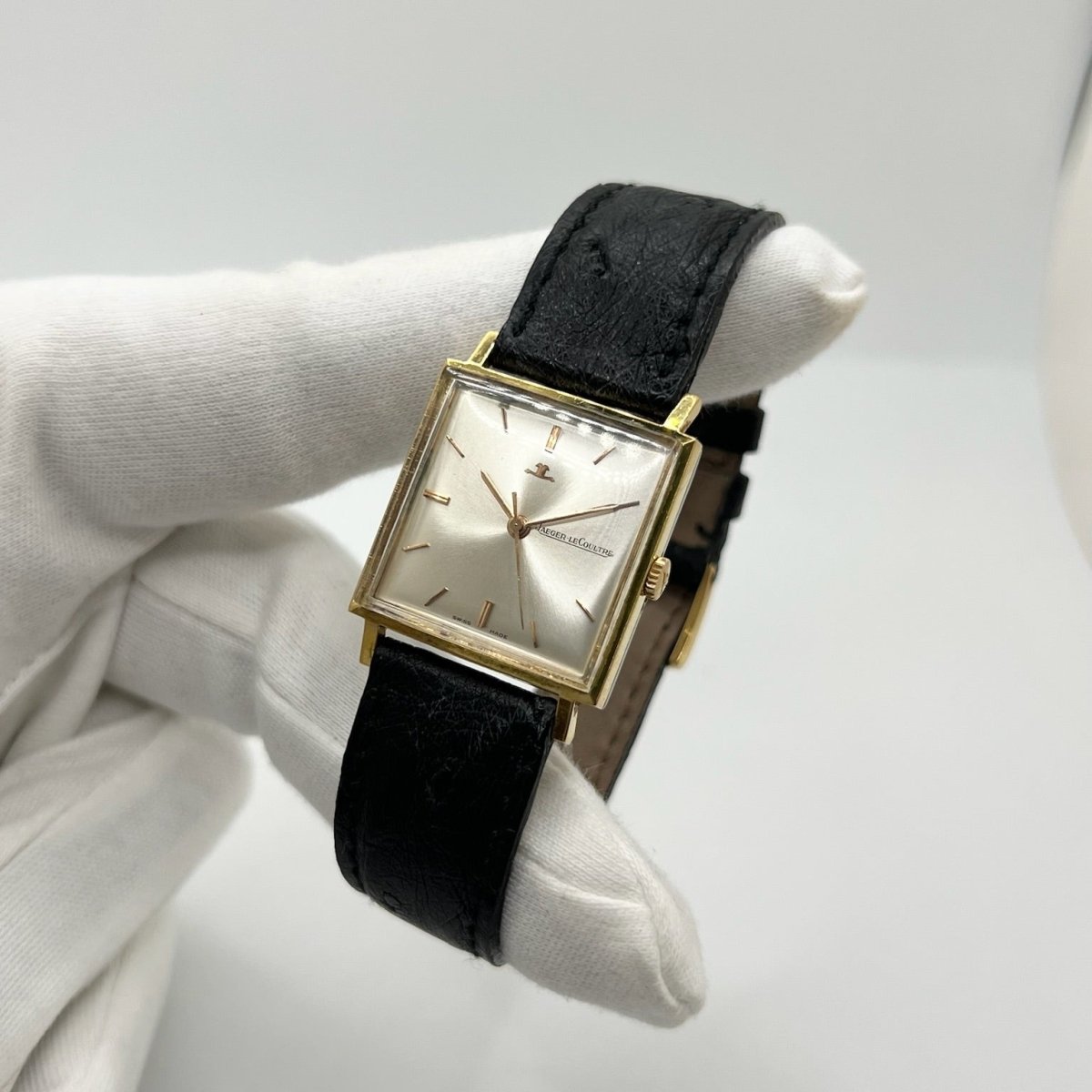 Montre JAEGER-LECOULTRE "Vintage Carrée" plaqué or, argent, acier et cuir - Castafiore