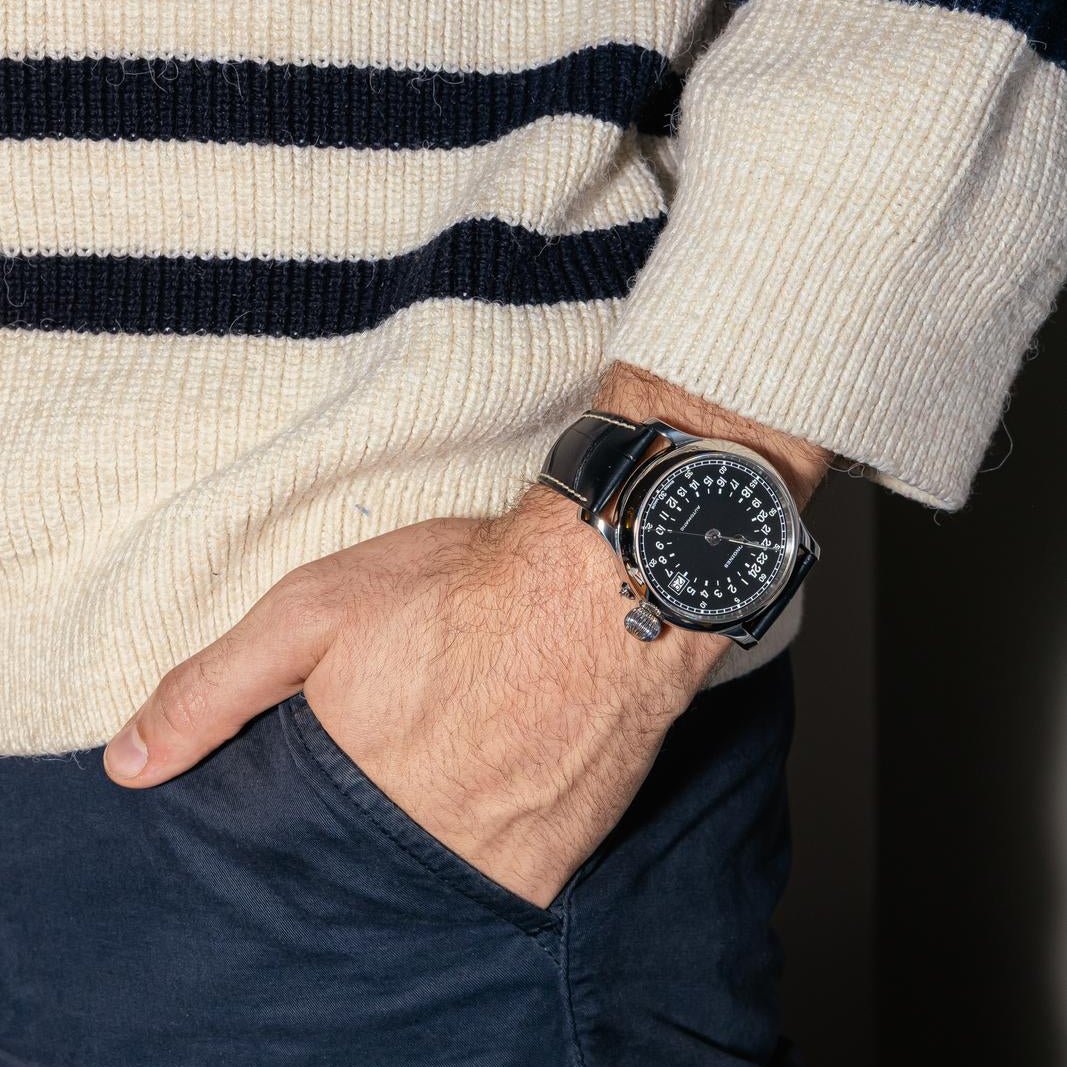 Montre LONGINES "Twenty - four hours" en acier - Castafiore