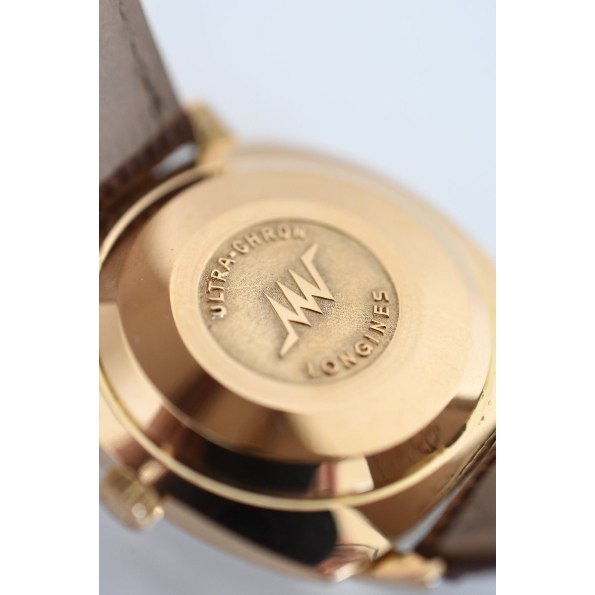 Montre LONGINES "Ultra Chron" en or jaune, argent et cuir - Castafiore