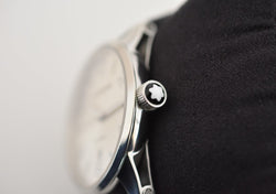 Montre MONTBLANC "TimeWalker" en acier, saphir et cuir - Castafiore
