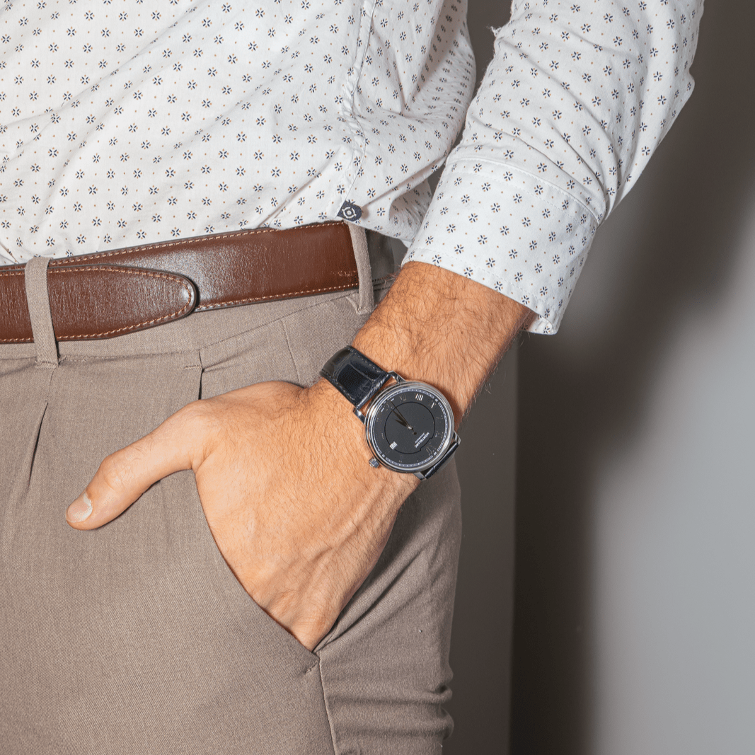 Montre MONTBLANC "Tradition" en acier et cuir - Castafiore