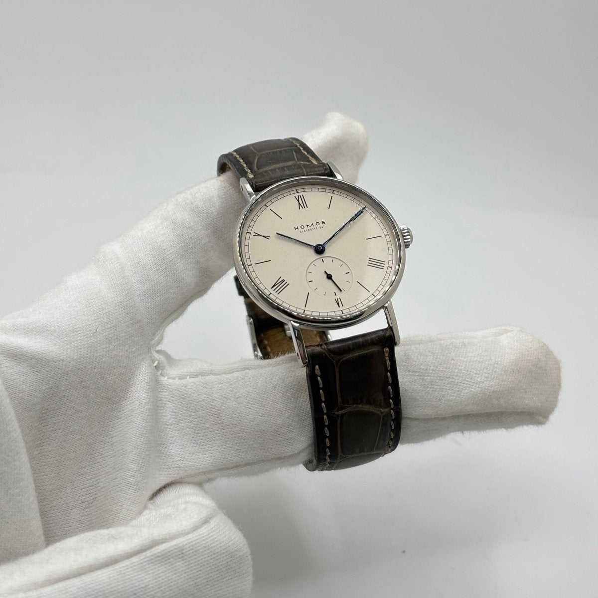 Montre NOMOS en acier et cuir - Castafiore
