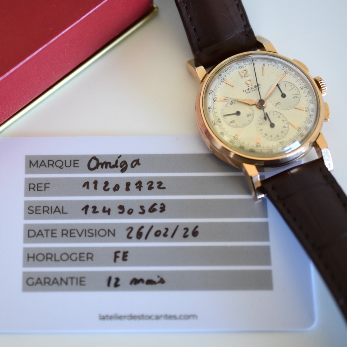 Montre OMEGA "Calibre 321 Tri - Compax" en or rose et cuir - Castafiore