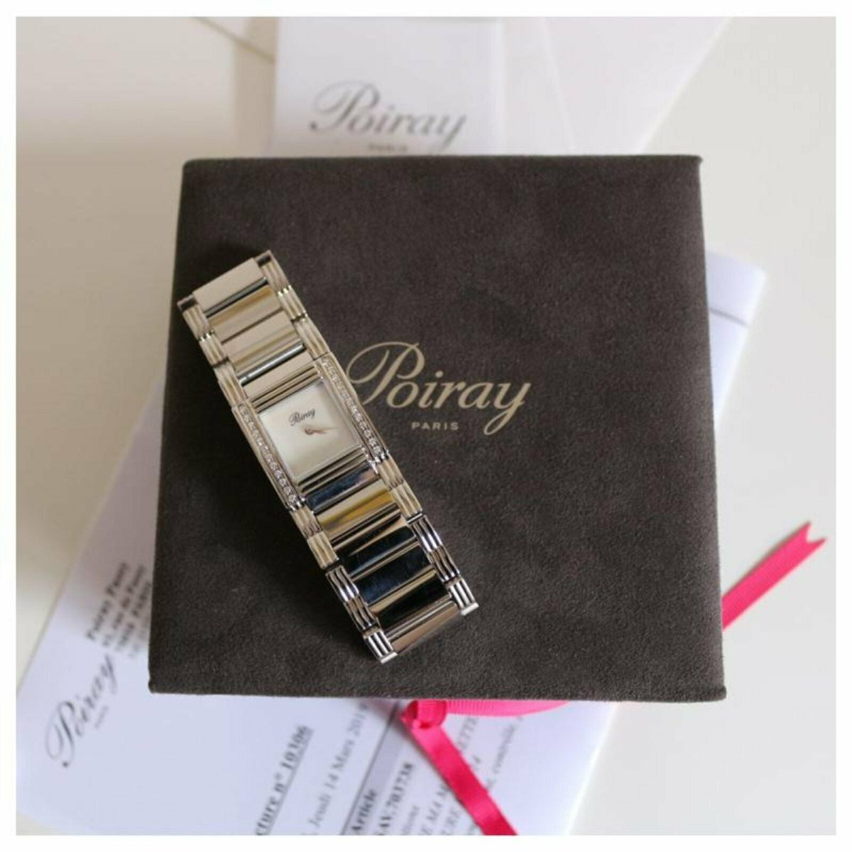 Montre POIRAY "Ma Première Manchette" en acier, nacre, quartz et diamants - Castafiore
