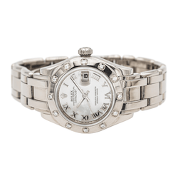 Montre ROLEX "Datejust Pearlmaster" en or blanc, nacre, saphir et diamants - Castafiore