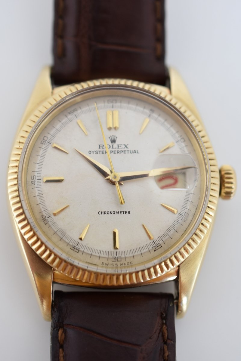 Montre ROLEX "Oyster Perpetual Date Ovettone" en or jaune et cuir - Castafiore
