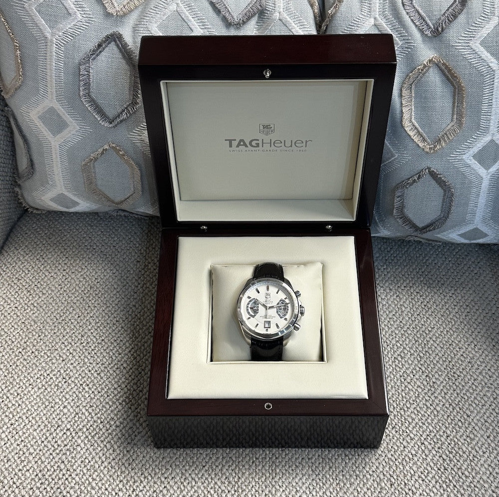 Montre TAG Heuer Grand Carrera en acier – 43 mm – Ref. CAV511B – Vers 2010 – Avec boîte d’origine - Castafiore