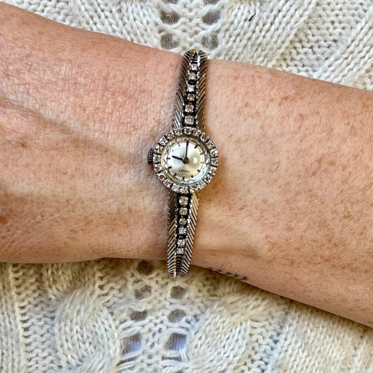 Montre TISSOT en or blanc et diamants - Castafiore