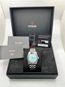 Montre TUDOR "Black Bay 54" en acier inoxydable - Castafiore