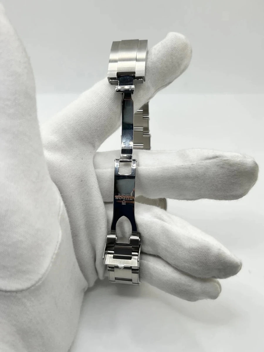 Montre TUDOR "Black Bay Fifty-Eight GMT" en acier inoxydable - Castafiore