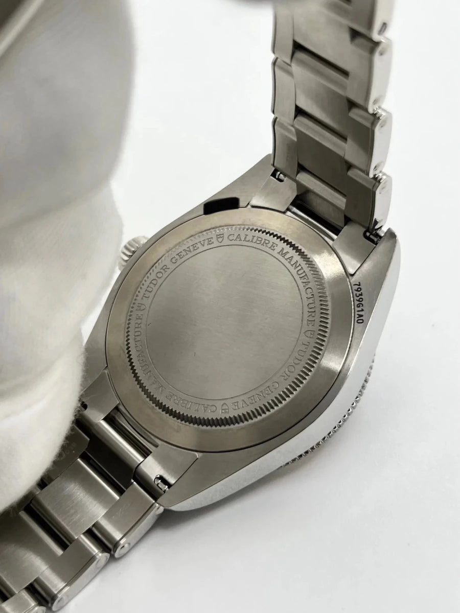 Montre TUDOR "Black Bay Fifty-Eight GMT" en acier inoxydable - Castafiore