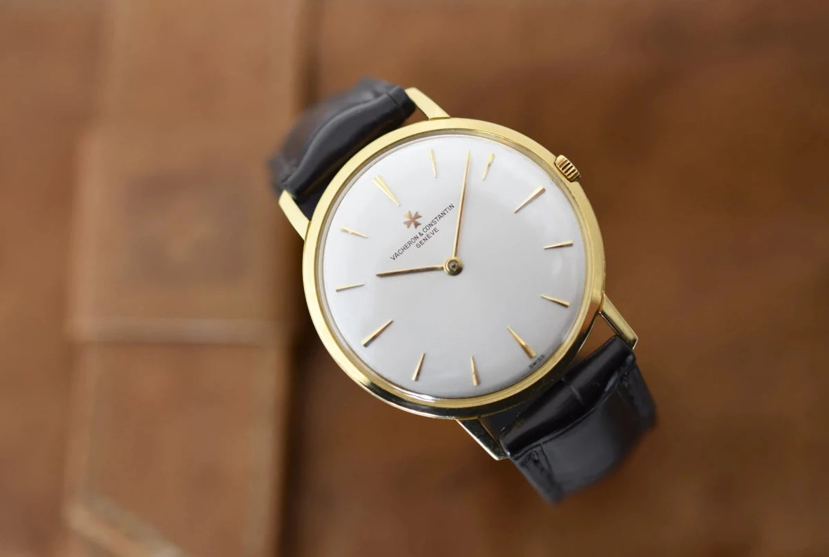 Montre VACHERON & CONSTANTIN en or jaune et cuir - Castafiore