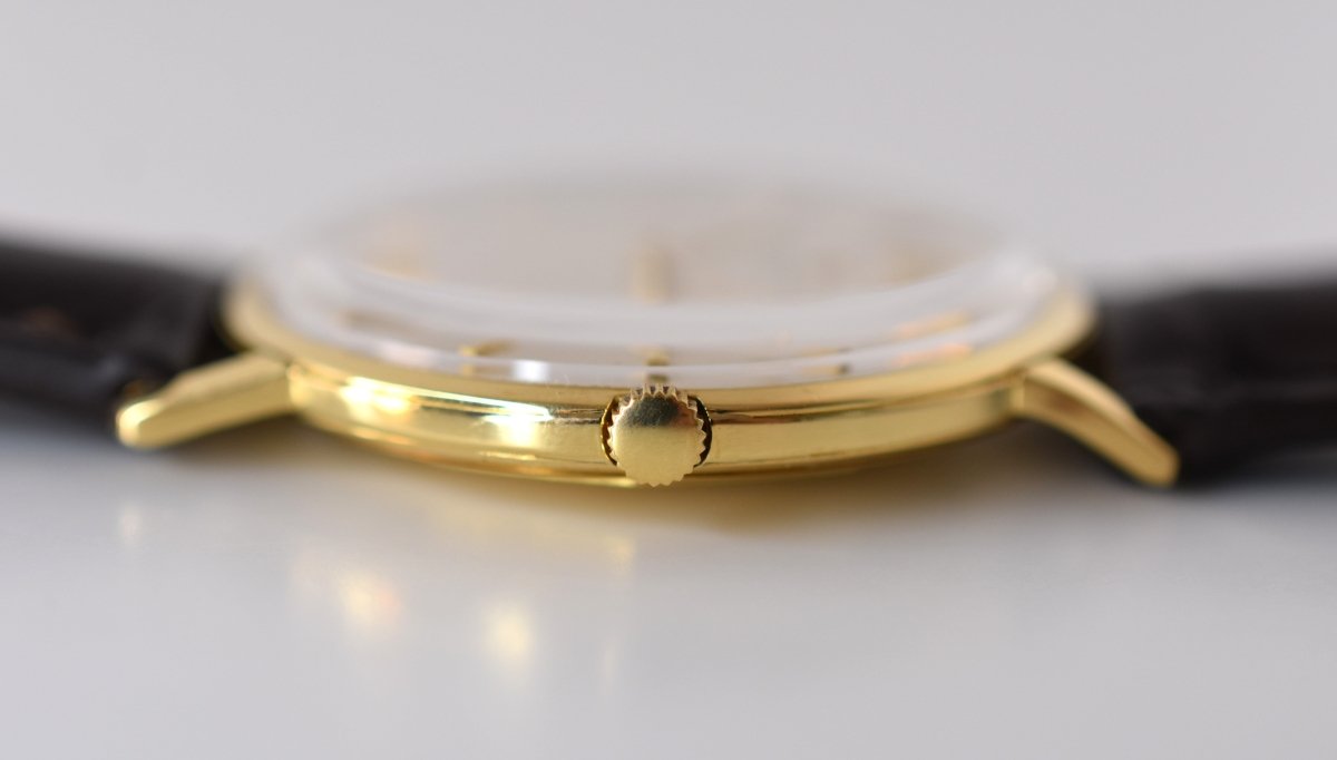 Montre VACHERON&CONSTANTIN Modèle Patrimony Réf. 6903 en or jaune 18 carats, Cal. K1002/2, Années 1960. - Castafiore