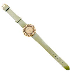 Watch Van Cleef & Arpels, "Tess", yellow gold and diamonds.