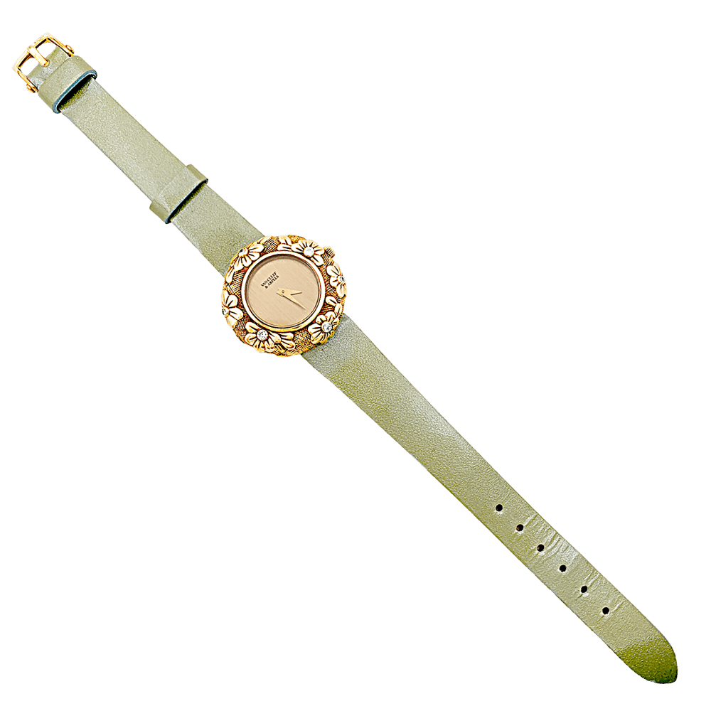 Watch Van Cleef & Arpels, "Tess", yellow gold and diamonds.