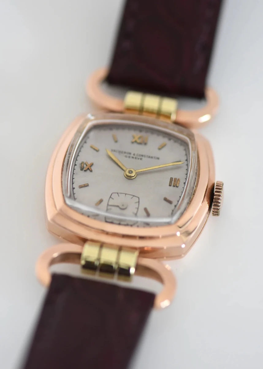 Montre VANCHERON & CONSTANTIN "Étrier" en or rose et cuir - Castafiore