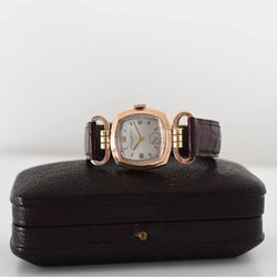 Montre VANCHERON & CONSTANTIN "Étrier" en or rose et cuir - Castafiore