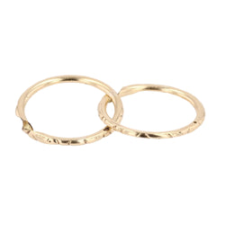 Double alliance yellow gold chiseled